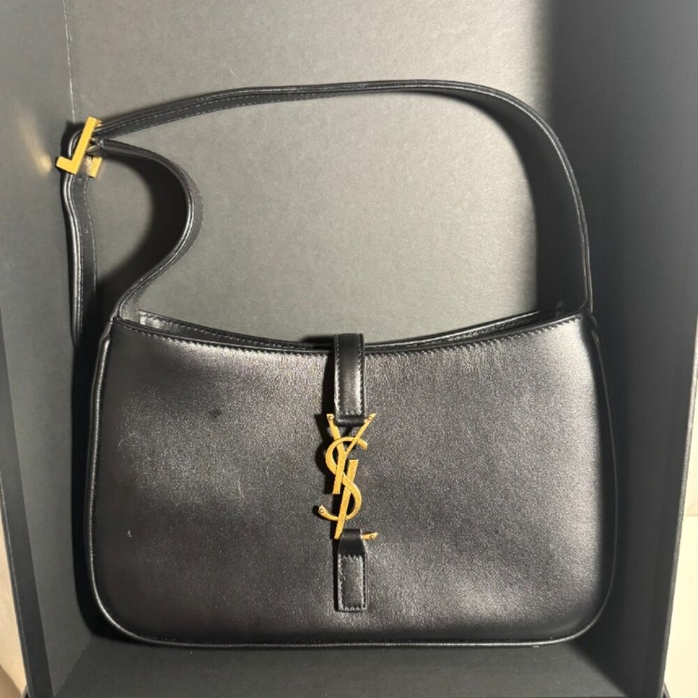 YSL LE 5 À 7 - Picture 1 of 4